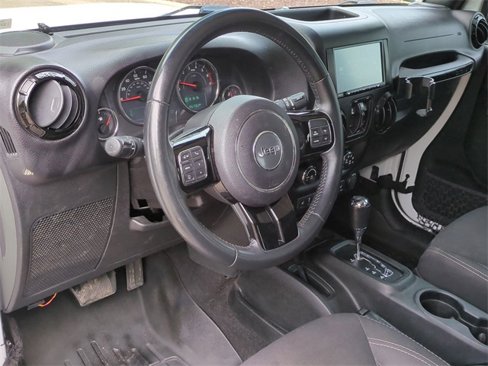 Used 2015 Jeep Wrangler Unlimited Sahara w/ Dual Top Group image 12