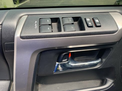 Used 2018 Toyota 4Runner SR5 Premium image 14