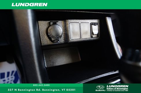 Used 2015 Toyota Corolla L image 19
