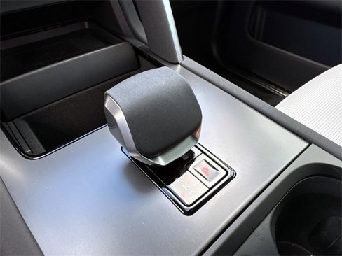 New 2025 Land Rover Discovery Sport Dynamic SE image 24