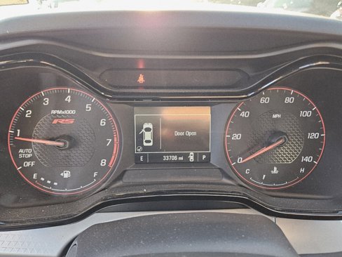 Used 2024 Chevrolet Trax RS w/ Sunroof Package image 30