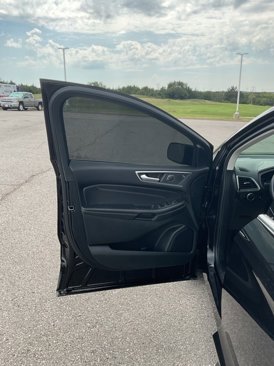Used 2024 Ford Edge Titanium image 9