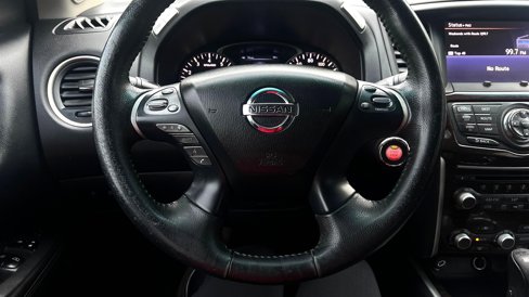 Used 2013 Nissan Pathfinder Platinum w/ Platinum Premium Pkg image 19