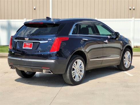 Used 2017 Cadillac XT5 Premium Luxury w/ Advanced Security Package image 4