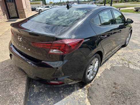 Used 2020 Hyundai Elantra SEL image 9