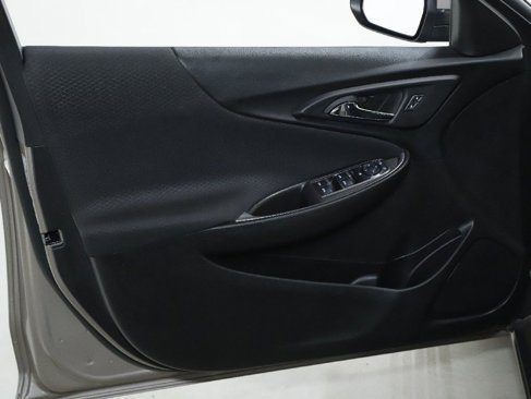 Used 2023 Chevrolet Malibu LT w/ Driver Confidence Package image 15