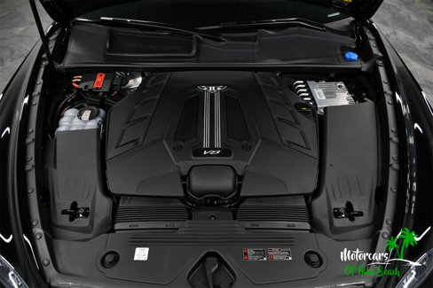 Used 2022 Bentley Bentayga image 52