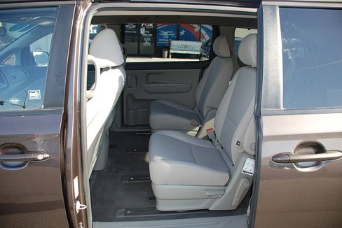 Used 2016 Kia Sedona LX w/ LX Convenience Package image 17