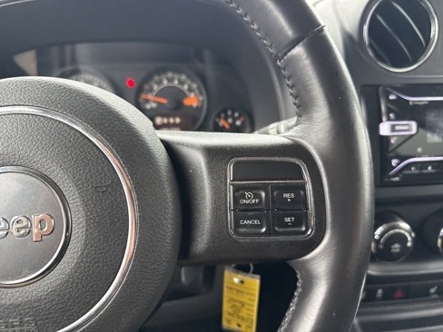 Used 2014 Jeep Patriot Latitude image 19