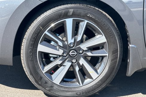 New 2025 Nissan Versa SV w/ Trunk Package image 31