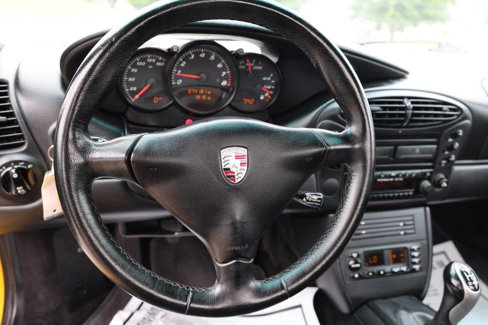 Used 2001 Porsche Boxster image 20