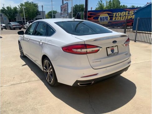 Used 2019 Ford Fusion Titanium image 5