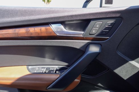 Used 2019 Audi Q5 2.0T Premium Plus w/ Premium Plus Package image 12