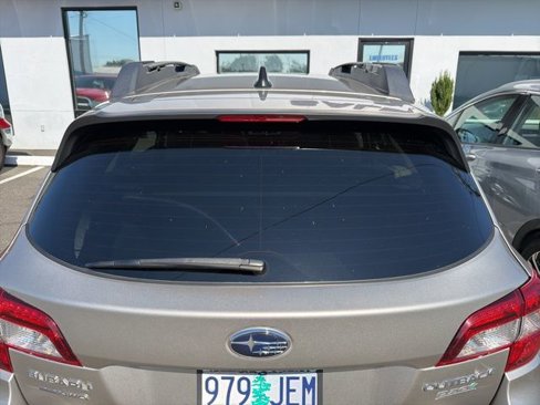 Used 2016 Subaru Outback 2.5i Premium image 25