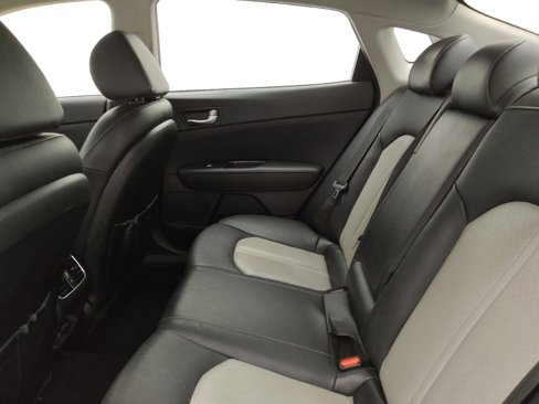 Used 2019 Kia Optima EX image 18