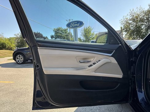 Used 2012 BMW 535i xDrive Sedan image 11