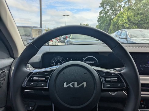Used 2025 Kia Seltos EX w/ EX Sunroof Package image 25