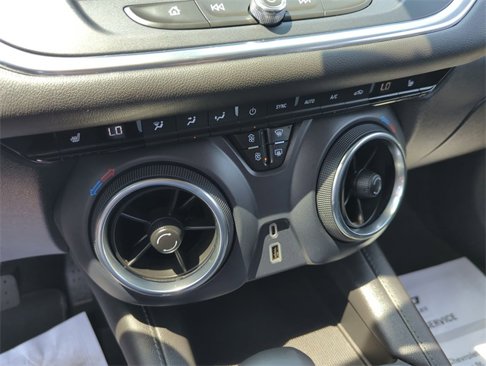 Certified 2022 Chevrolet Blazer LT w/ Sound & Technology Package image 18
