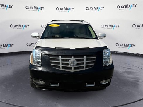 Used 2011 Cadillac Escalade EXT Premium image 8