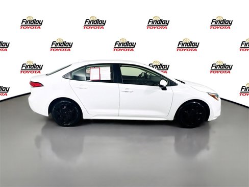 Certified 2022 Toyota Corolla LE image 8