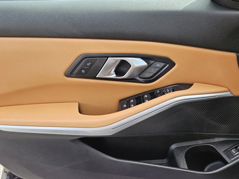 Certified 2024 BMW 330i Sedan w/ Premium Package image 38