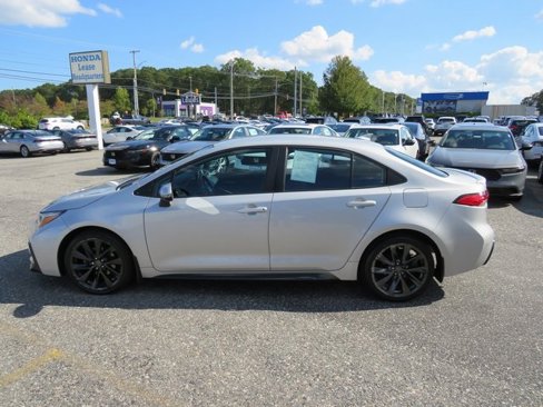 Used 2024 Toyota Corolla SE image 2