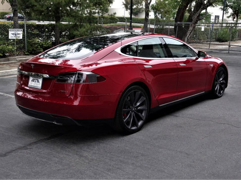 Used 2015 Tesla Model S P85D image 16
