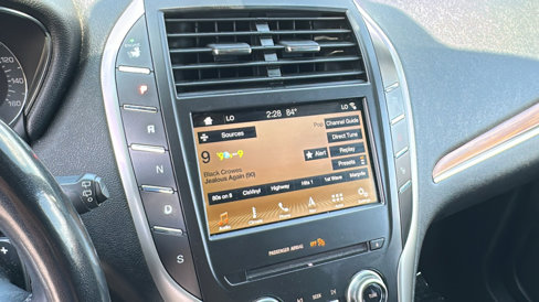 Used 2019 Lincoln MKC Reserve image 15