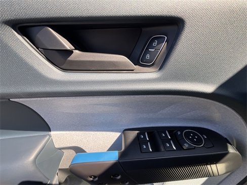 New 2025 Ford Maverick XLT image 13
