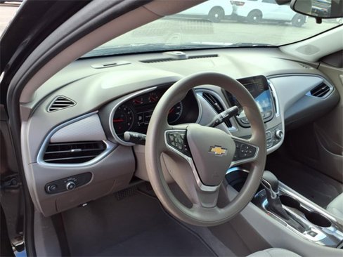 Used 2022 Chevrolet Malibu LT image 12