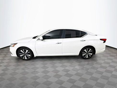 Used 2022 Nissan Altima 2.5 SV image 8