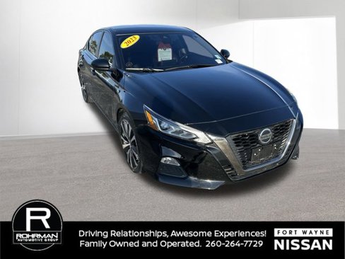 Certified 2022 Nissan Altima 2.5 SR image 3