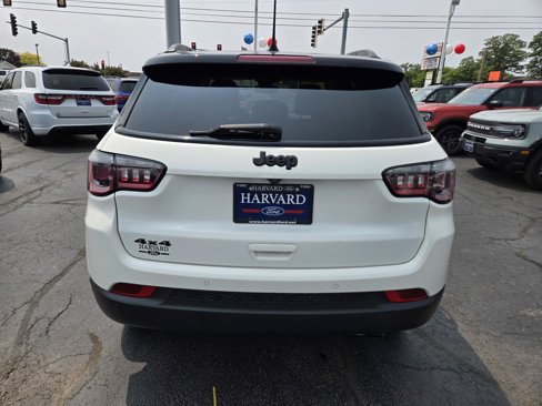 Used 2021 Jeep Compass Latitude image 5