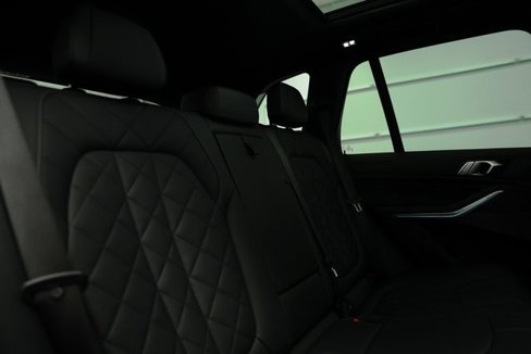 Used 2024 BMW X5 xDrive40i w/ Premium Package image 29