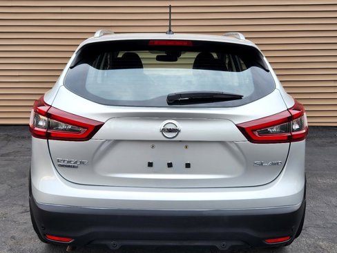 Used 2021 Nissan Rogue Sport SL image 5