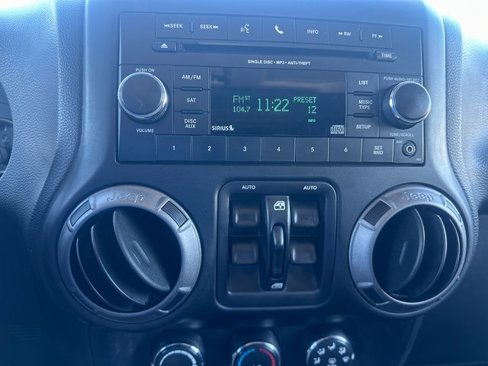 Used 2016 Jeep Wrangler Unlimited Sport image 20