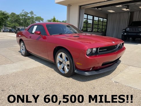 Used 2010 Dodge Challenger R/T image 1