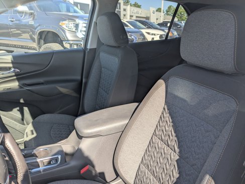 Used 2022 Chevrolet Equinox LT image 14