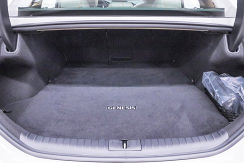 Certified 2025 Genesis G70 2.5T w/ Sport Prestige Package image 25