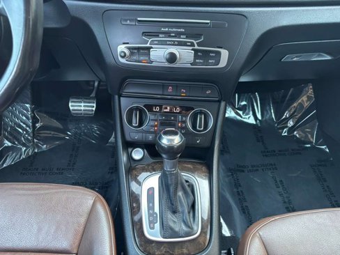 Used 2016 Audi Q3 2.0T Prestige w/ Prestige Package image 19