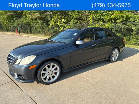Used 2010 Mercedes-Benz E 550 Sedan image 1