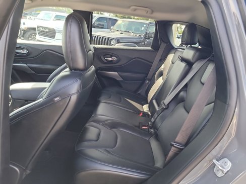 Used 2022 Jeep Cherokee Latitude Lux image 12