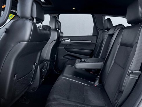 Used 2020 Jeep Grand Cherokee Altitude image 24
