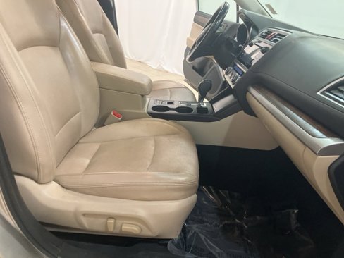Used 2016 Subaru Outback 2.5i Limited image 24