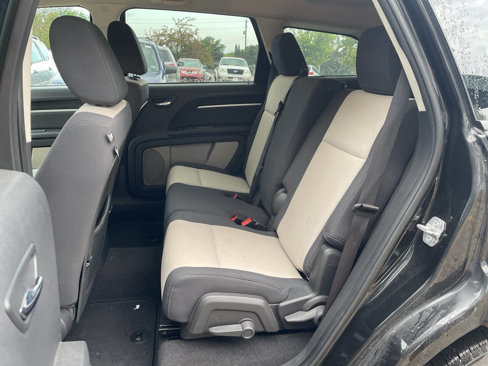 Used 2009 Dodge Journey SXT w/ Exterior Appearance Pkg image 12