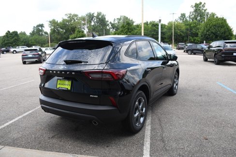 New 2025 Ford Escape ST-Line w/ Tech Pack #1 image 6