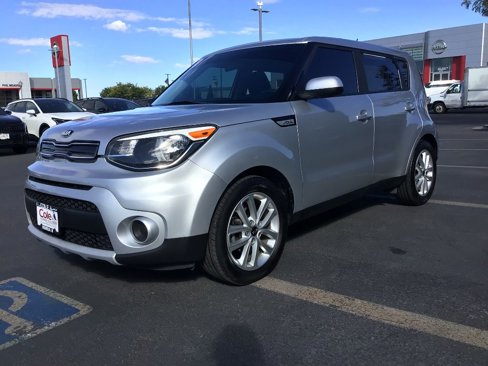 Used 2019 Kia Soul + image 2