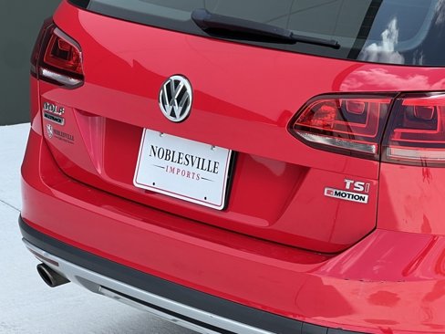 Used 2017 Volkswagen Golf Alltrack SE image 10