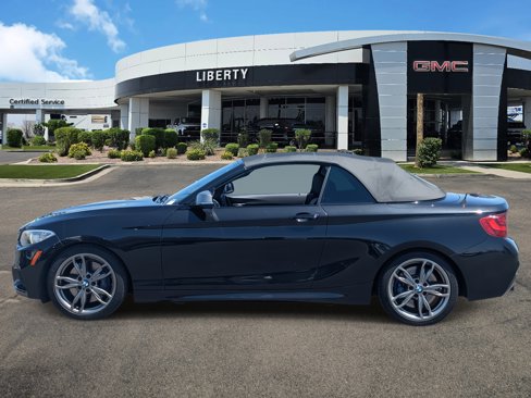 Used 2015 BMW M235i Convertible image 31