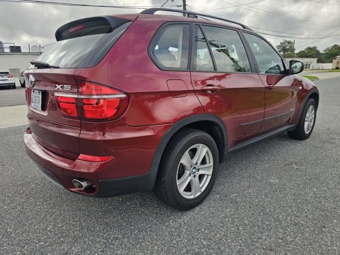 Used 2011 BMW X5 xDrive35d image 7